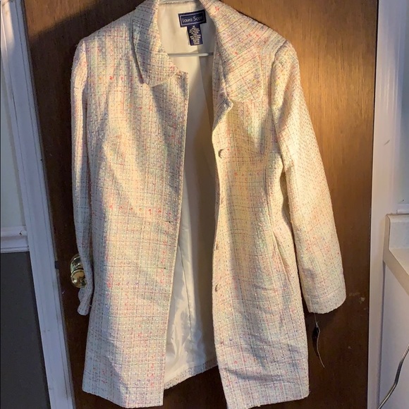 Coat - Picture 1 of 3